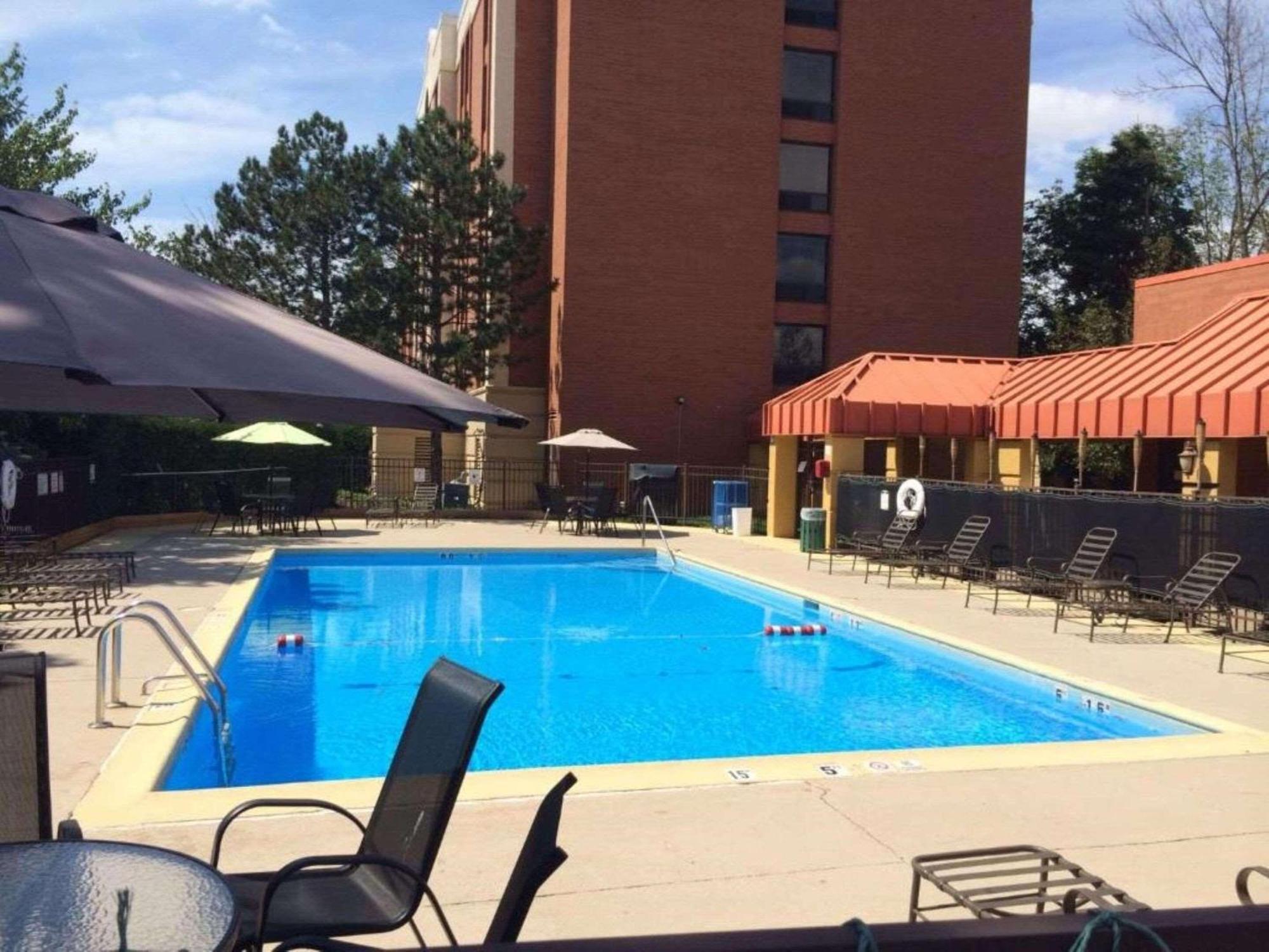 Radisson Hotel Schaumburg Dış mekan fotoğraf